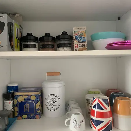 Apartment A 2km Du Circuit, Proche Tram, Acces Direct Du Circuit En Tram En 5 Mn *