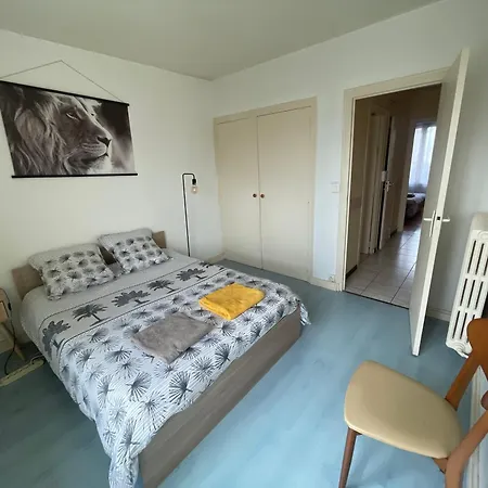 Apartment Appartement Spacieux A 2Km Du Circuit, Proche Tram, Circuit A 8 En Tram *